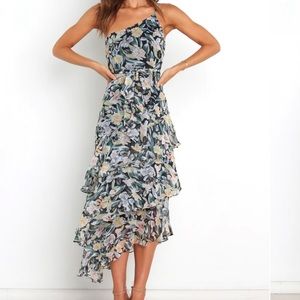 Petal and Pup Amren dress, size 6